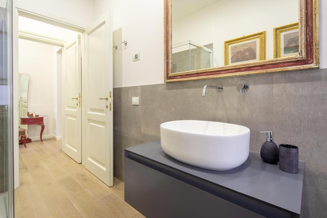 Stunning & Luxurious 1Br Apt 1 Min Walk By Duomo Florence Exterior photo